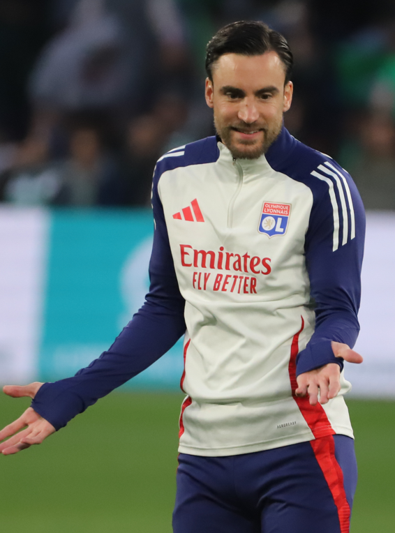 Mercato OL : Nicolas Tagliafico courtisé par Olympiakos, mais un obstacle majeur complique les discussions