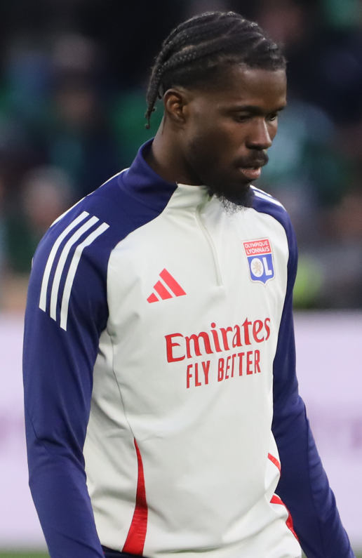 Akouokou de retour à Lyon, mais un départ définitif se dessine