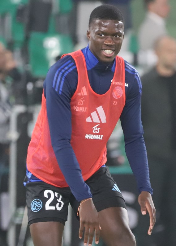Mercato : Mamadou Sarr vers un prêt en Angleterre après une saison blanche à Chelsea